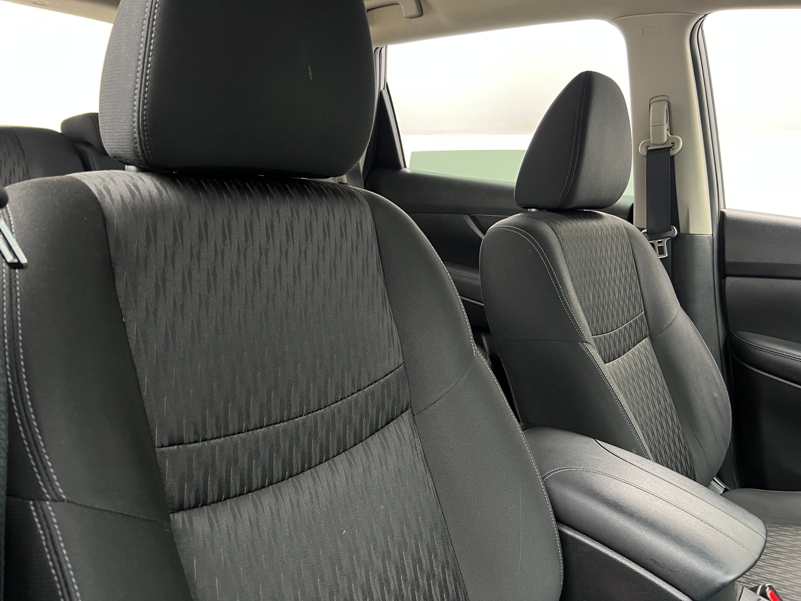 Thumbnail: 2019 Nissan Rogue - 2