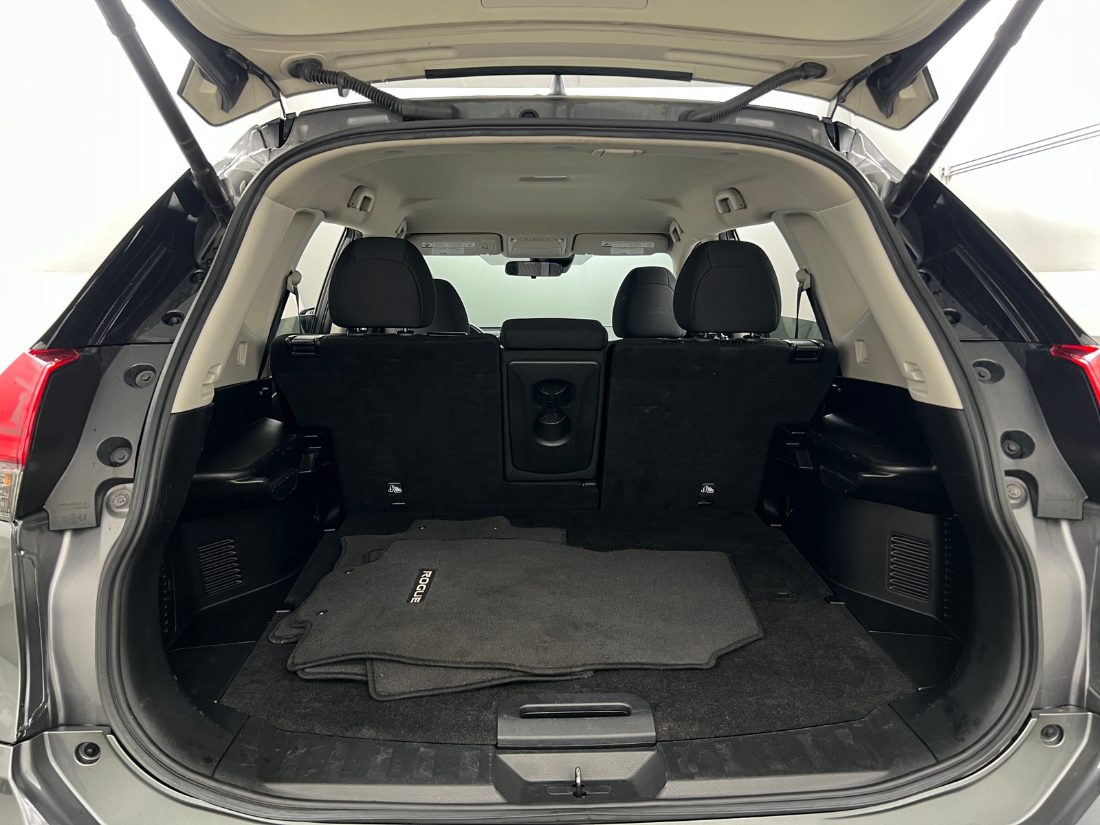 Thumbnail: 2019 Nissan Rogue - 7