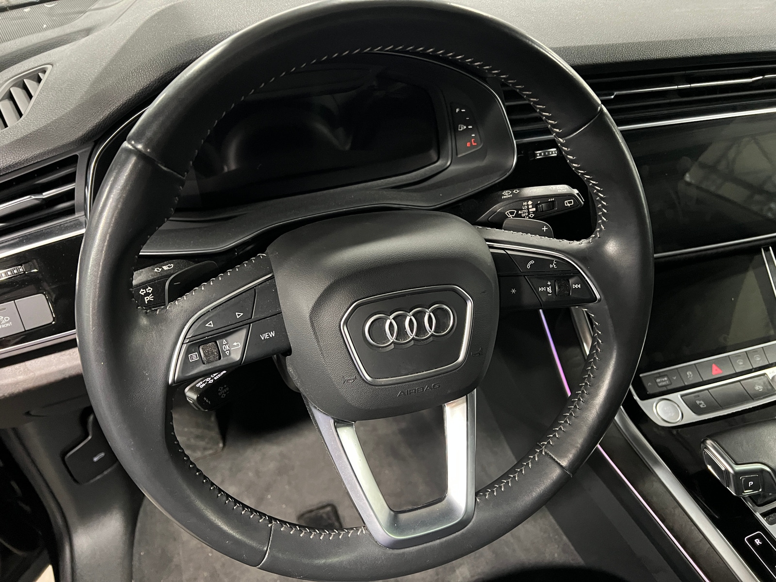 Thumbnail: 2020 Audi Q8 - 4