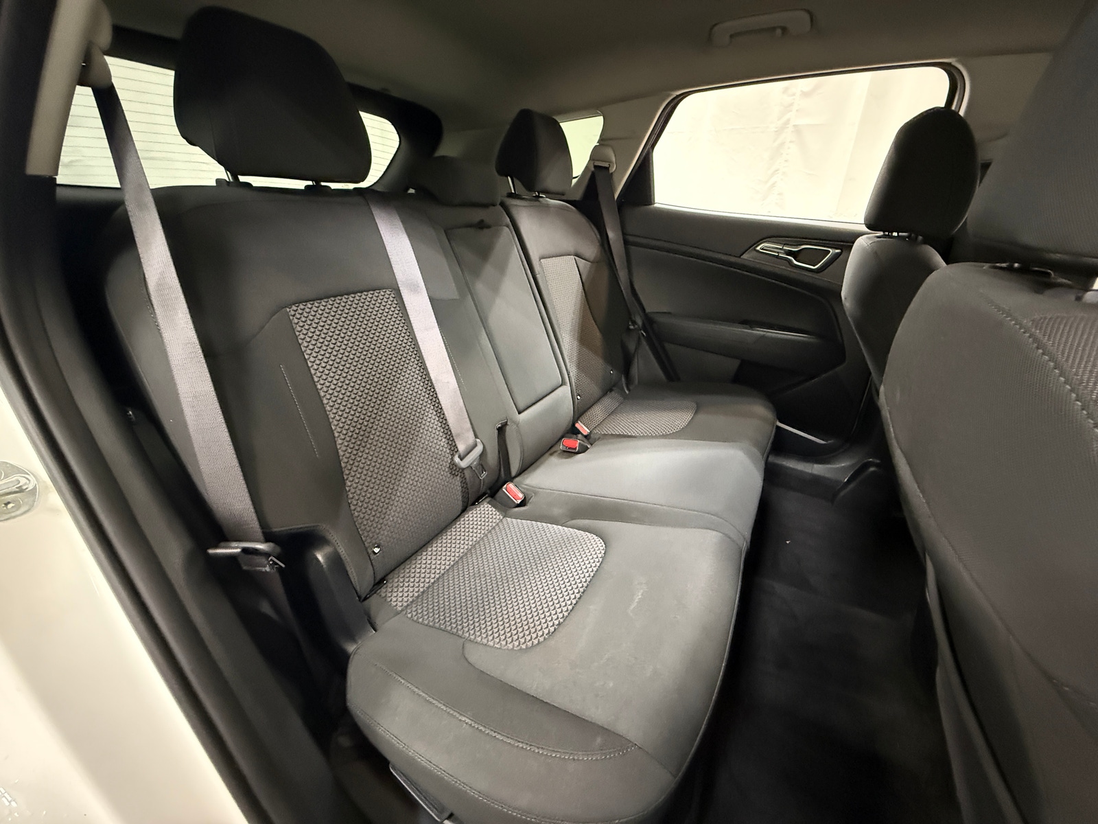 Thumbnail: 2023 Kia Sportage - 6