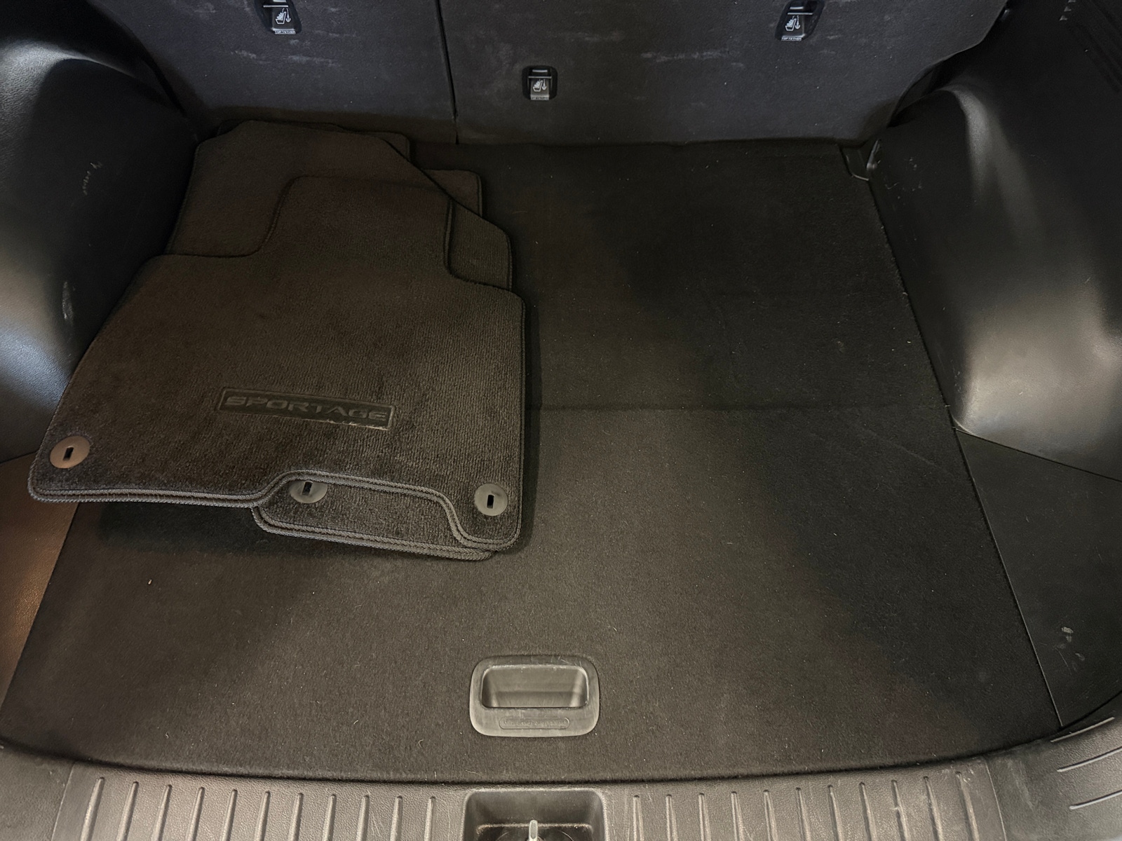 Thumbnail: 2023 Kia Sportage - 7