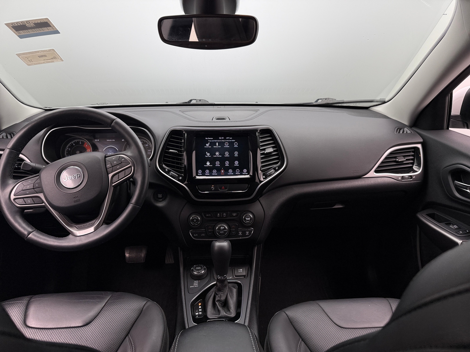 Thumbnail: 2019 Jeep Cherokee - 2