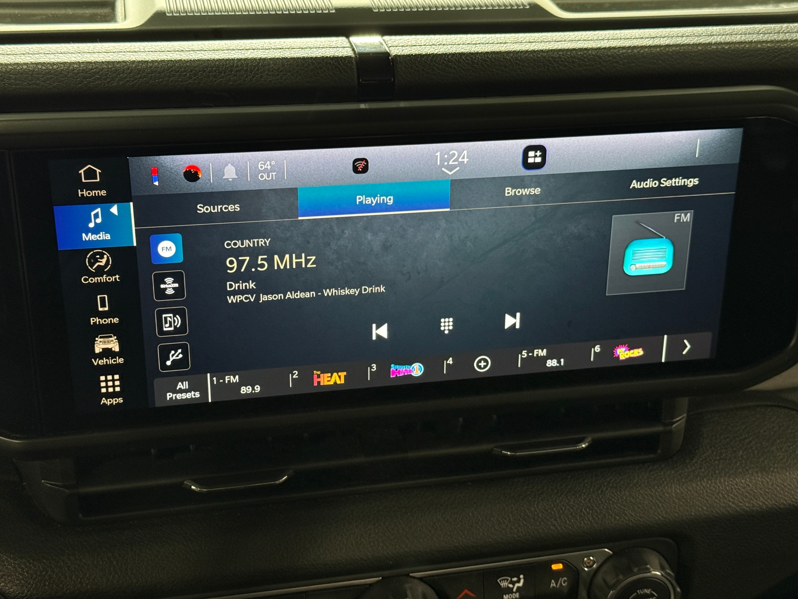 Thumbnail: 2025 Jeep Wrangler - 4