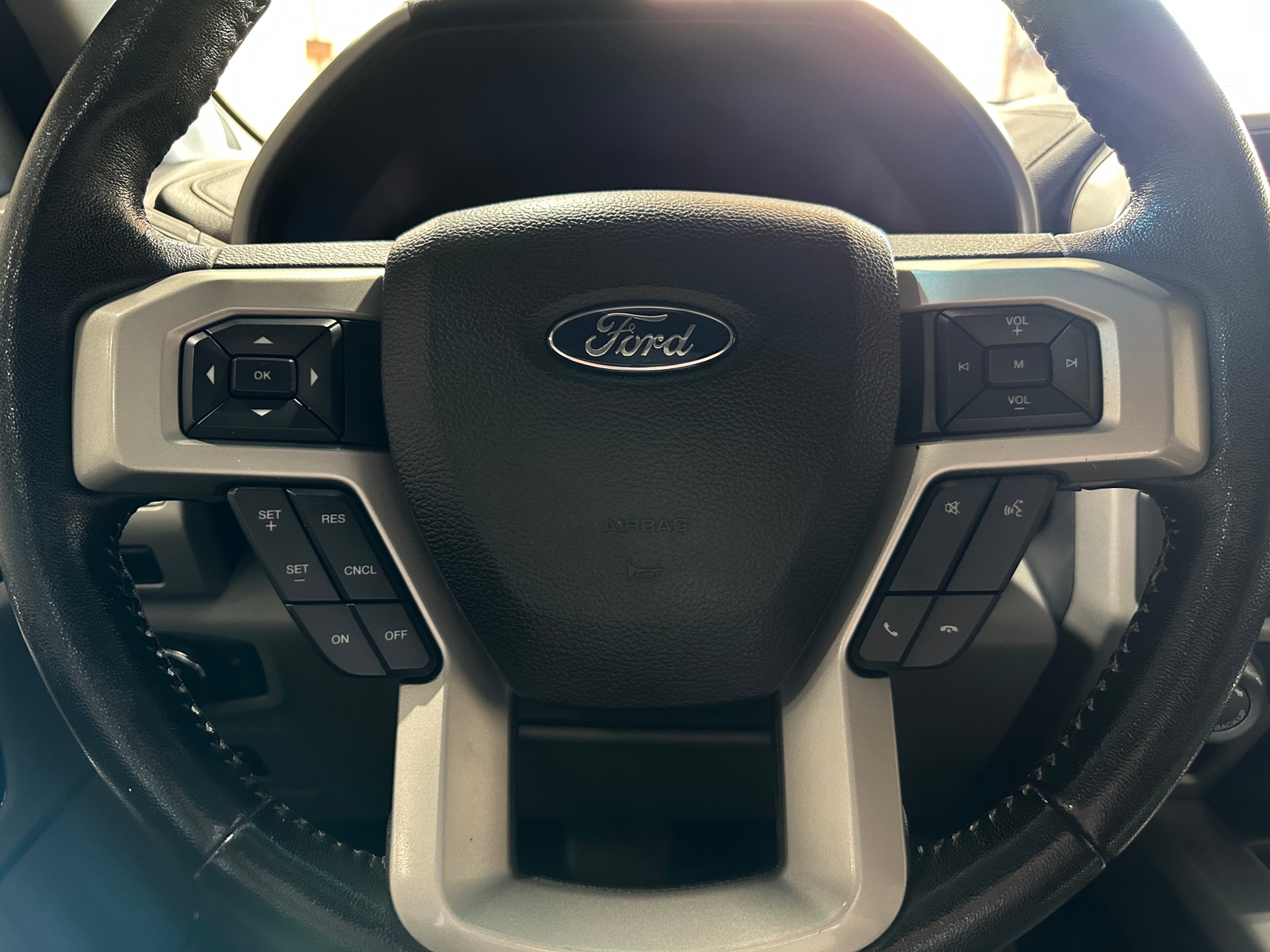Thumbnail: 2017 Ford Econoline - 4