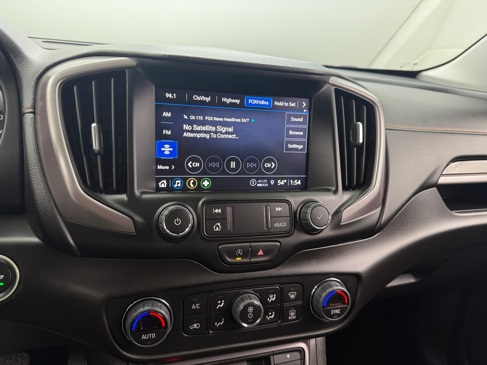 Thumbnail: 2023 GMC Terrain - 3