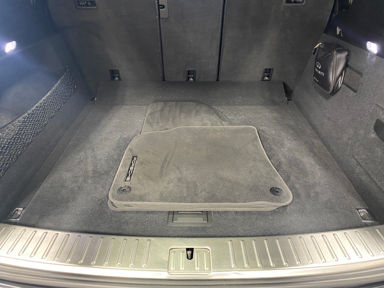 Thumbnail: 2019 Porsche Cayenne - 6