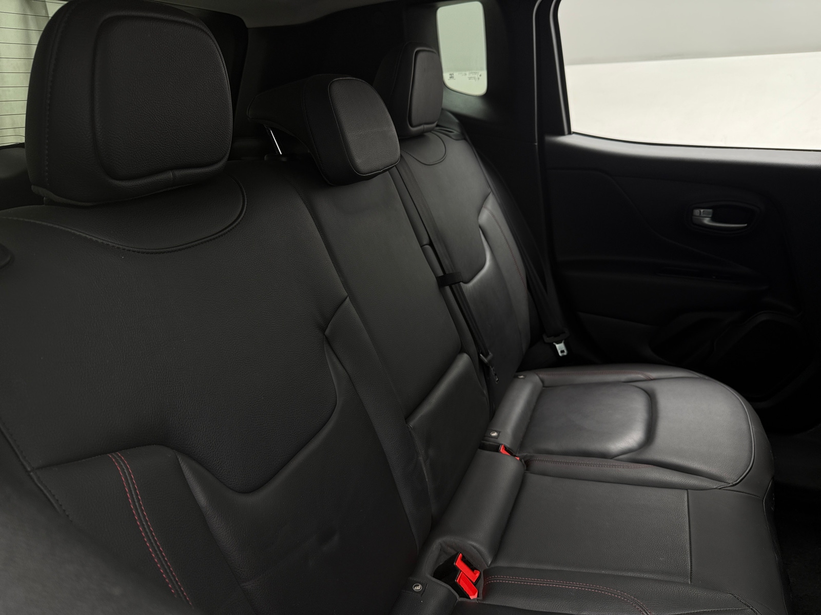 Thumbnail: 2020 Jeep Renegade - 5