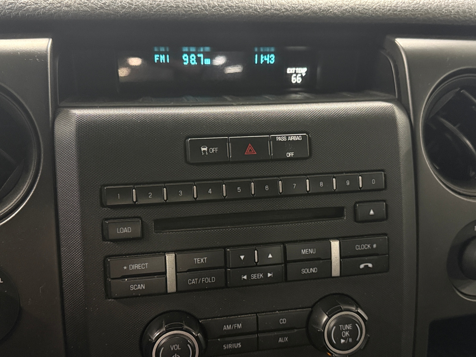 Thumbnail: 2014 Ford Econoline - 4