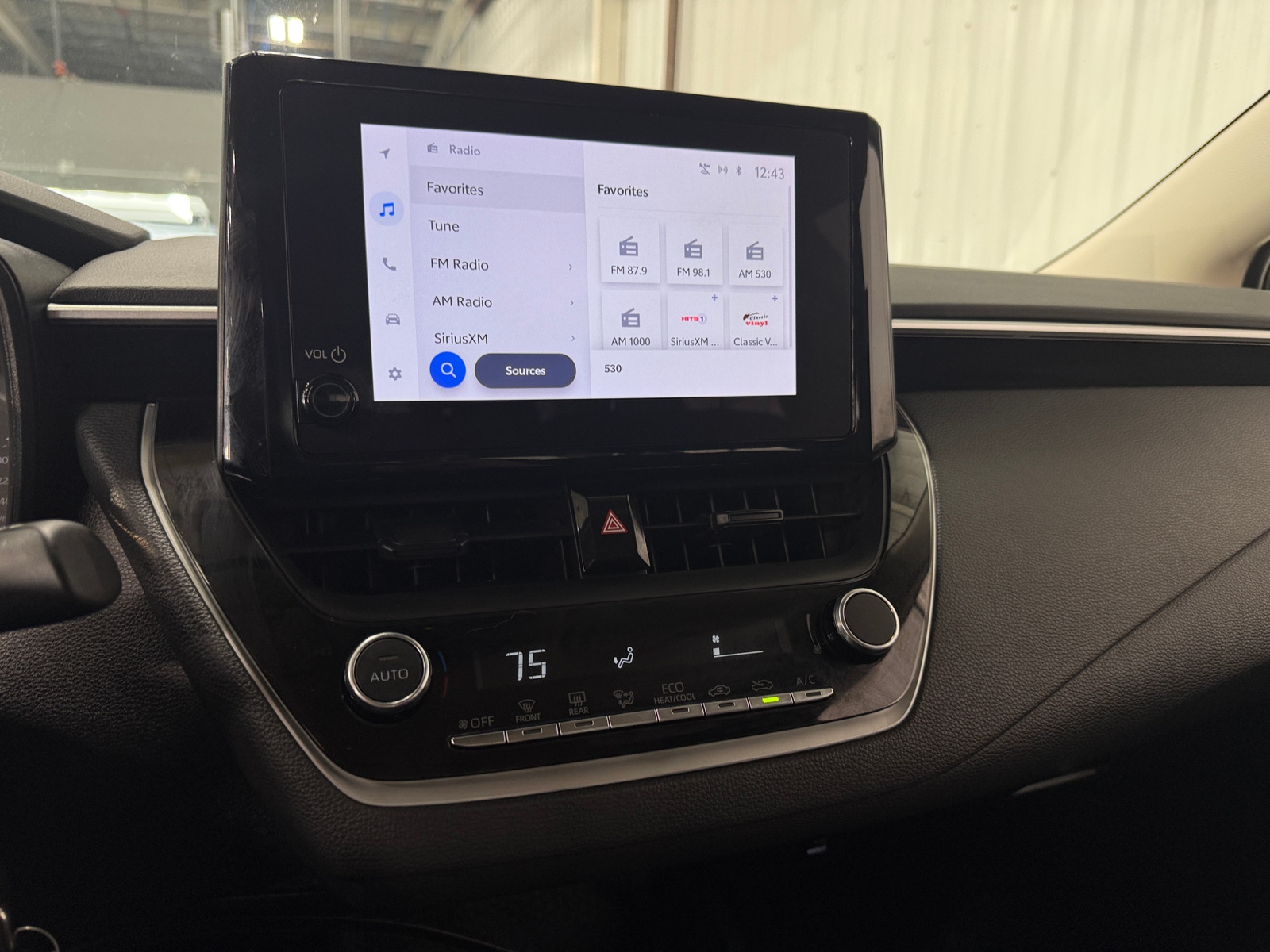 Thumbnail: 2024 Toyota Corolla - 4