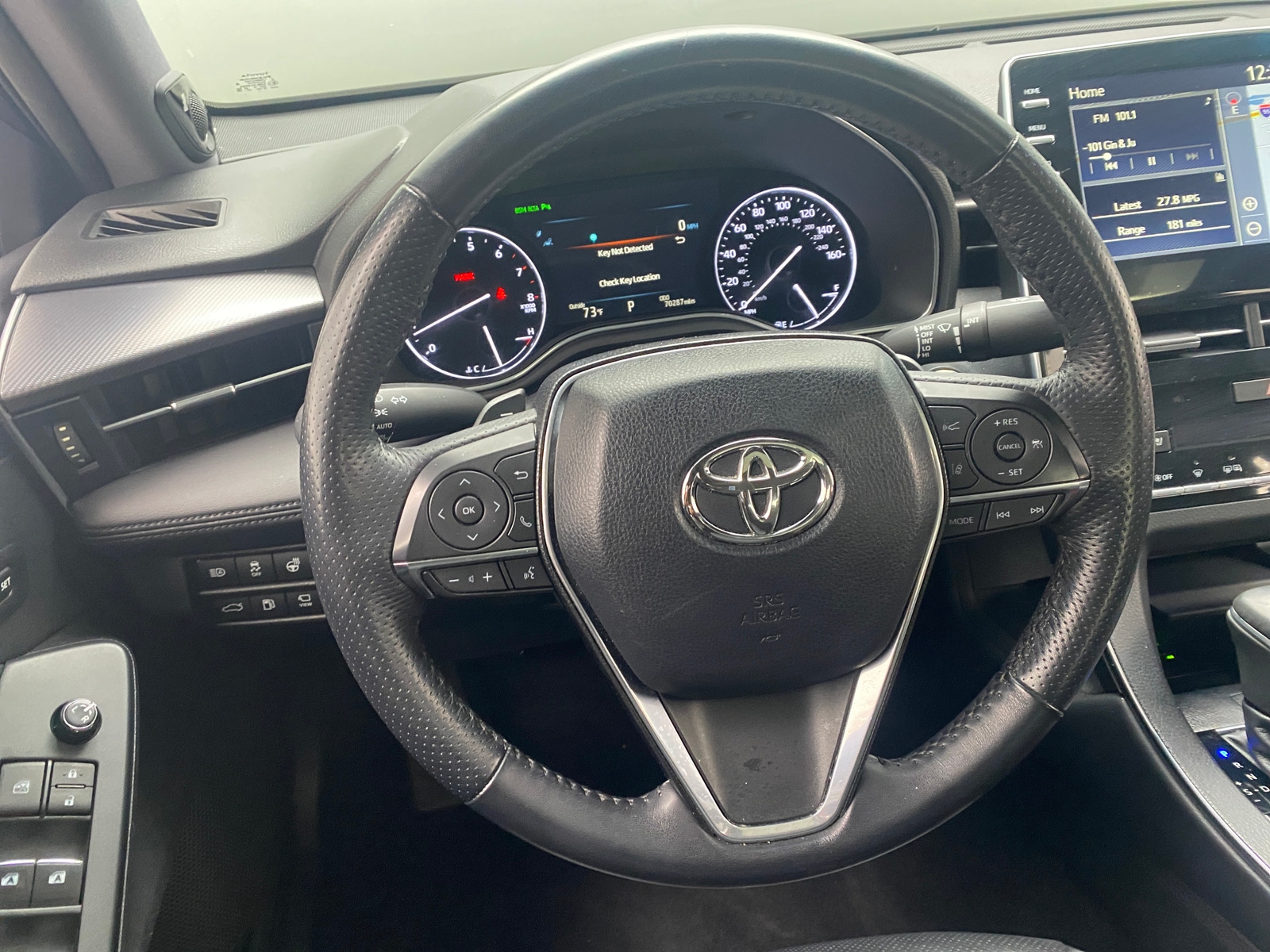 Thumbnail: 2019 Toyota Avalon - 4