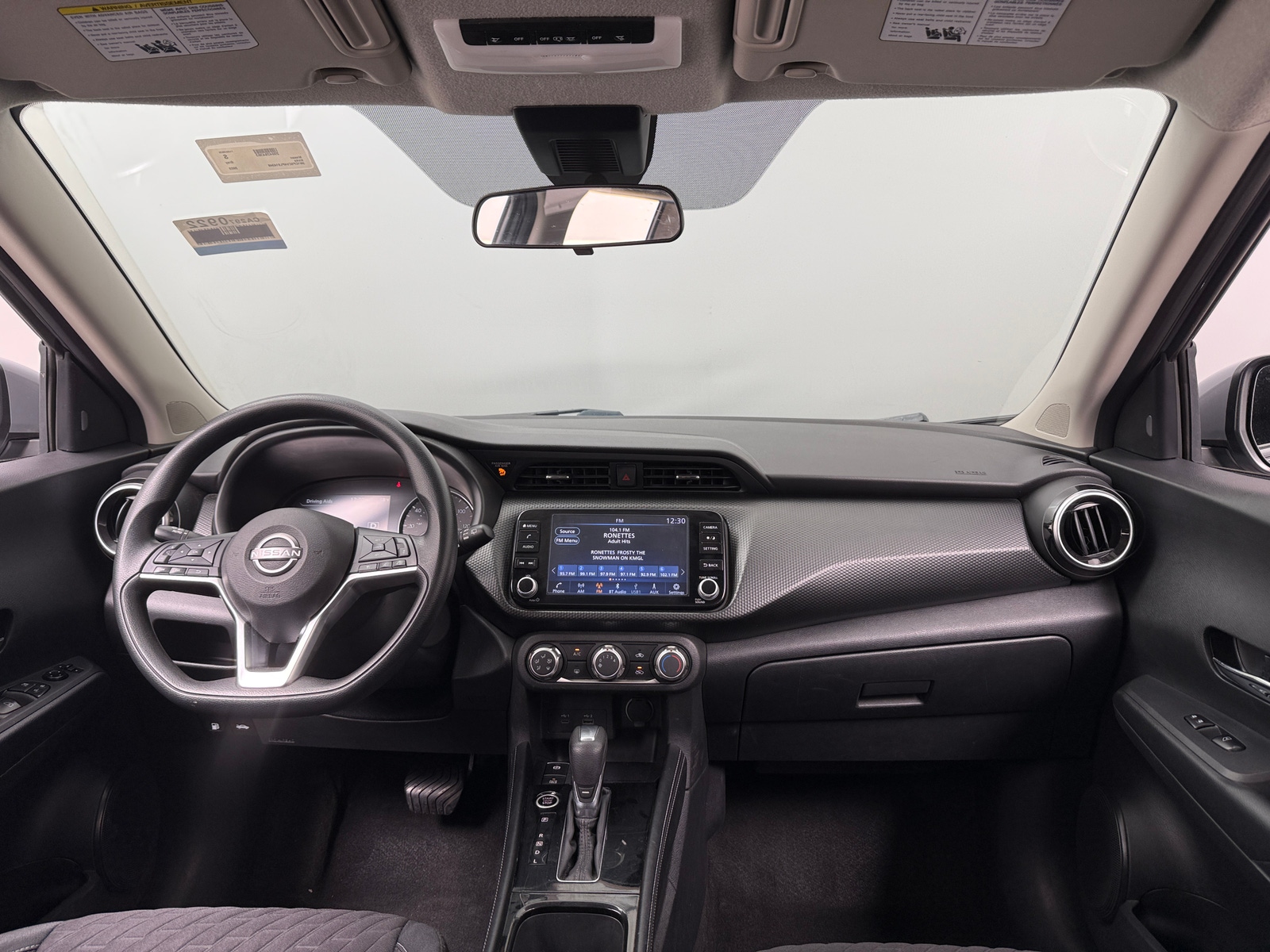 Thumbnail: 2023 Nissan Kicks - 3