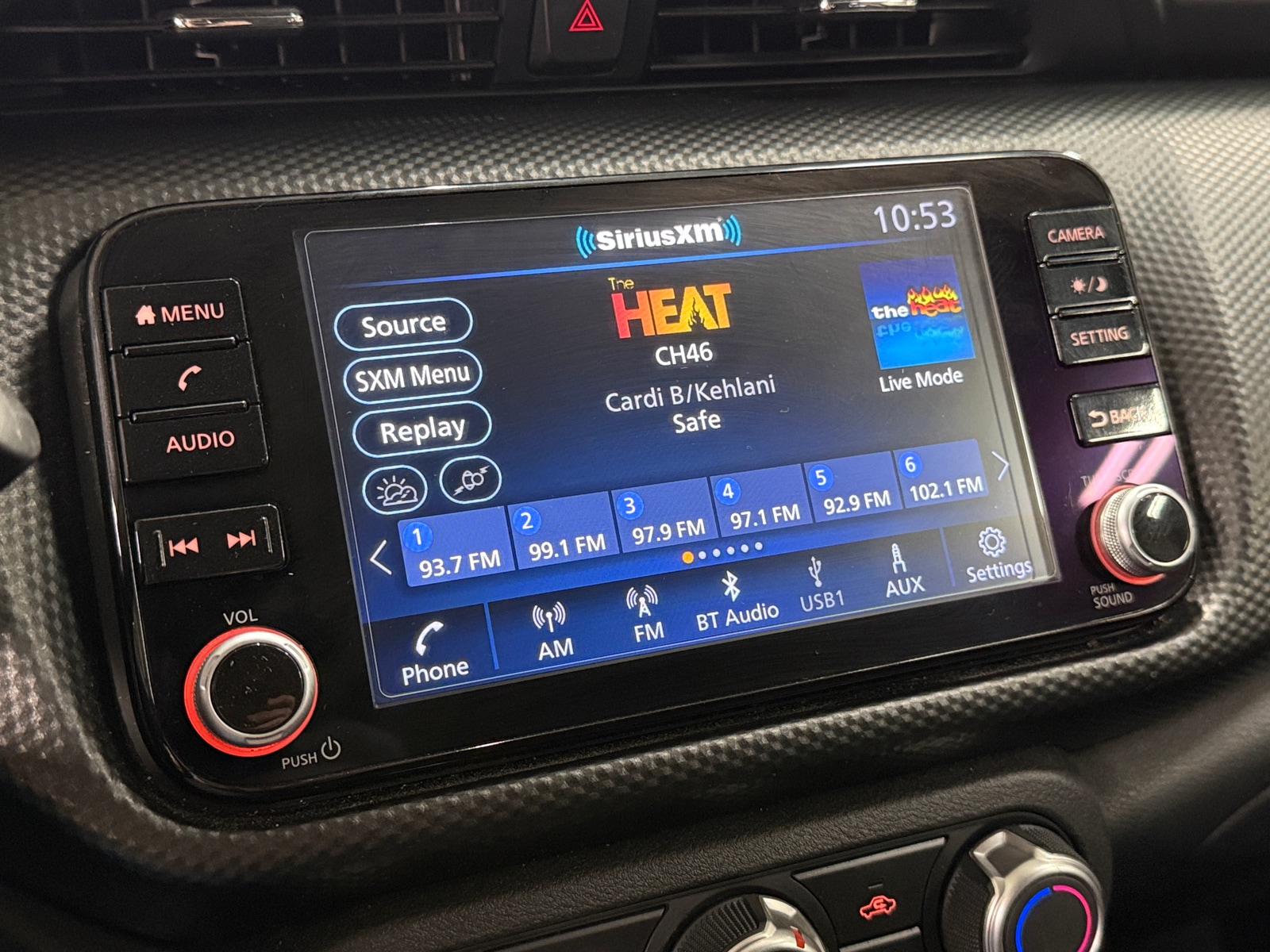 Thumbnail: 2023 Nissan Kicks - 4