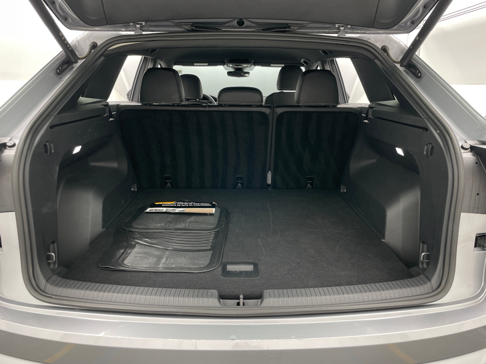 Thumbnail: 2025 Volkswagen Atlas - 6