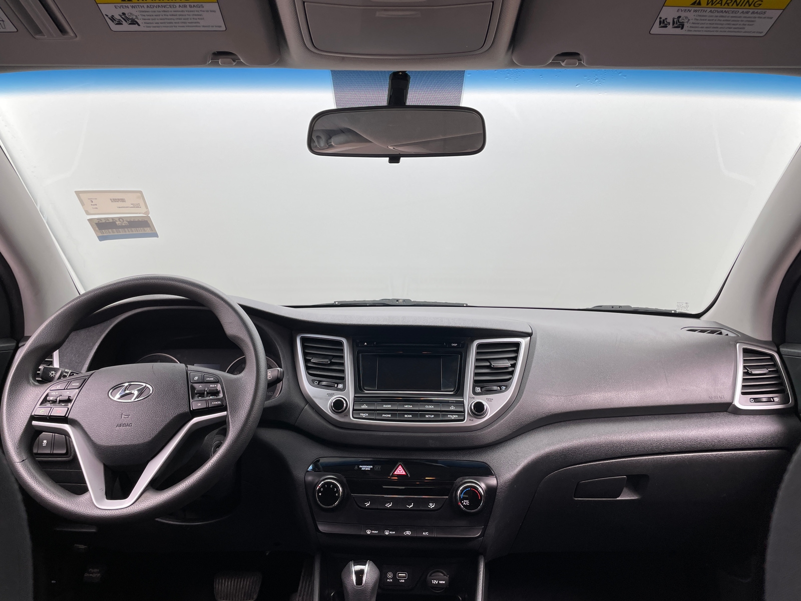 Thumbnail: 2017 Hyundai Tucson - 3