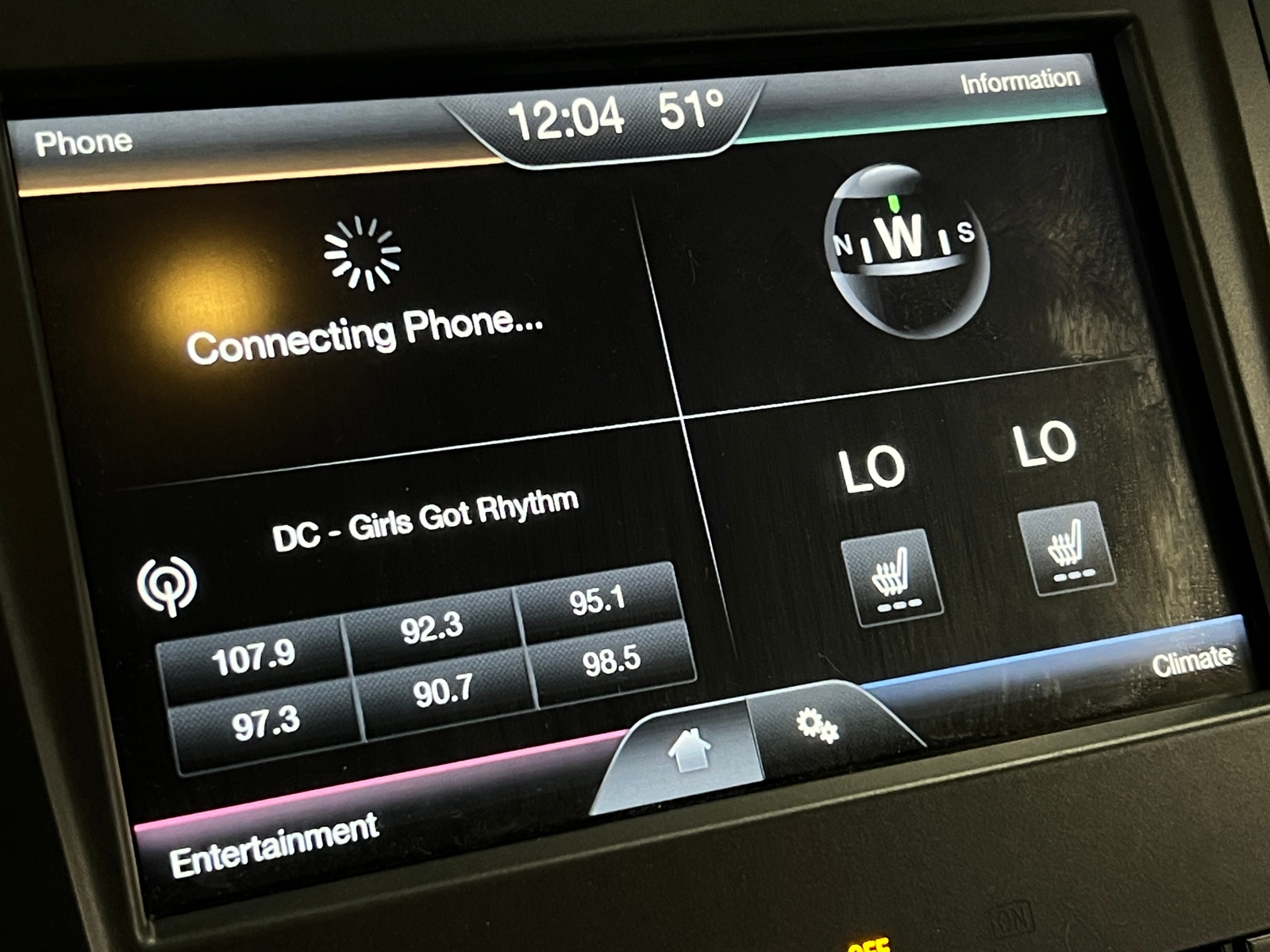 Thumbnail: 2015 Lincoln MKC - 3