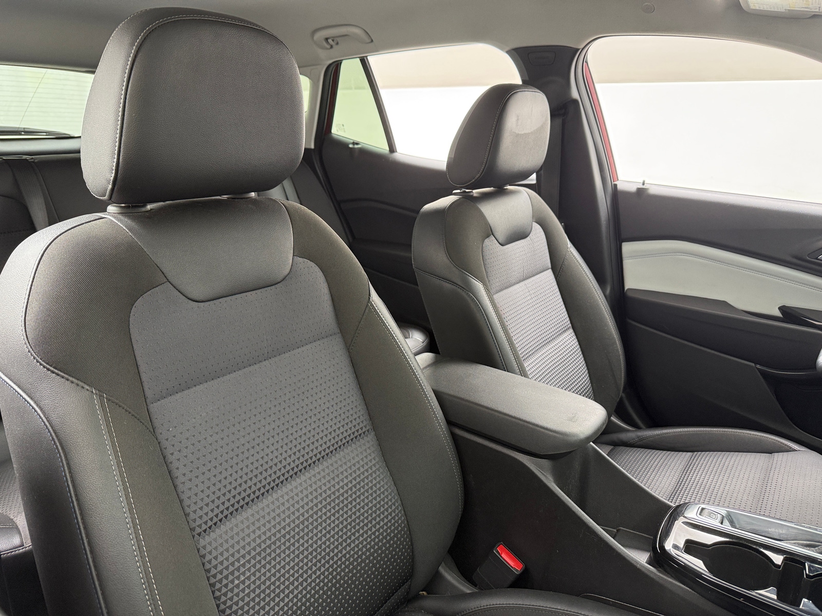 Thumbnail: 2025 Chevrolet Trax - 2