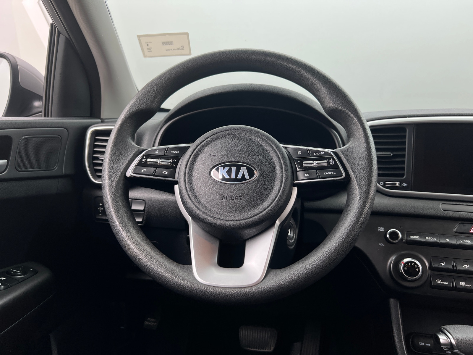 Thumbnail: 2020 Kia Sportage - 5