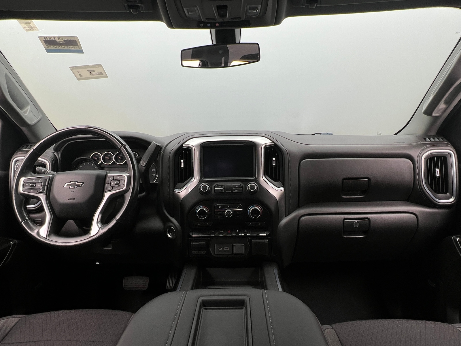 Thumbnail: 2020 Chevrolet Silverado 1500 - 3