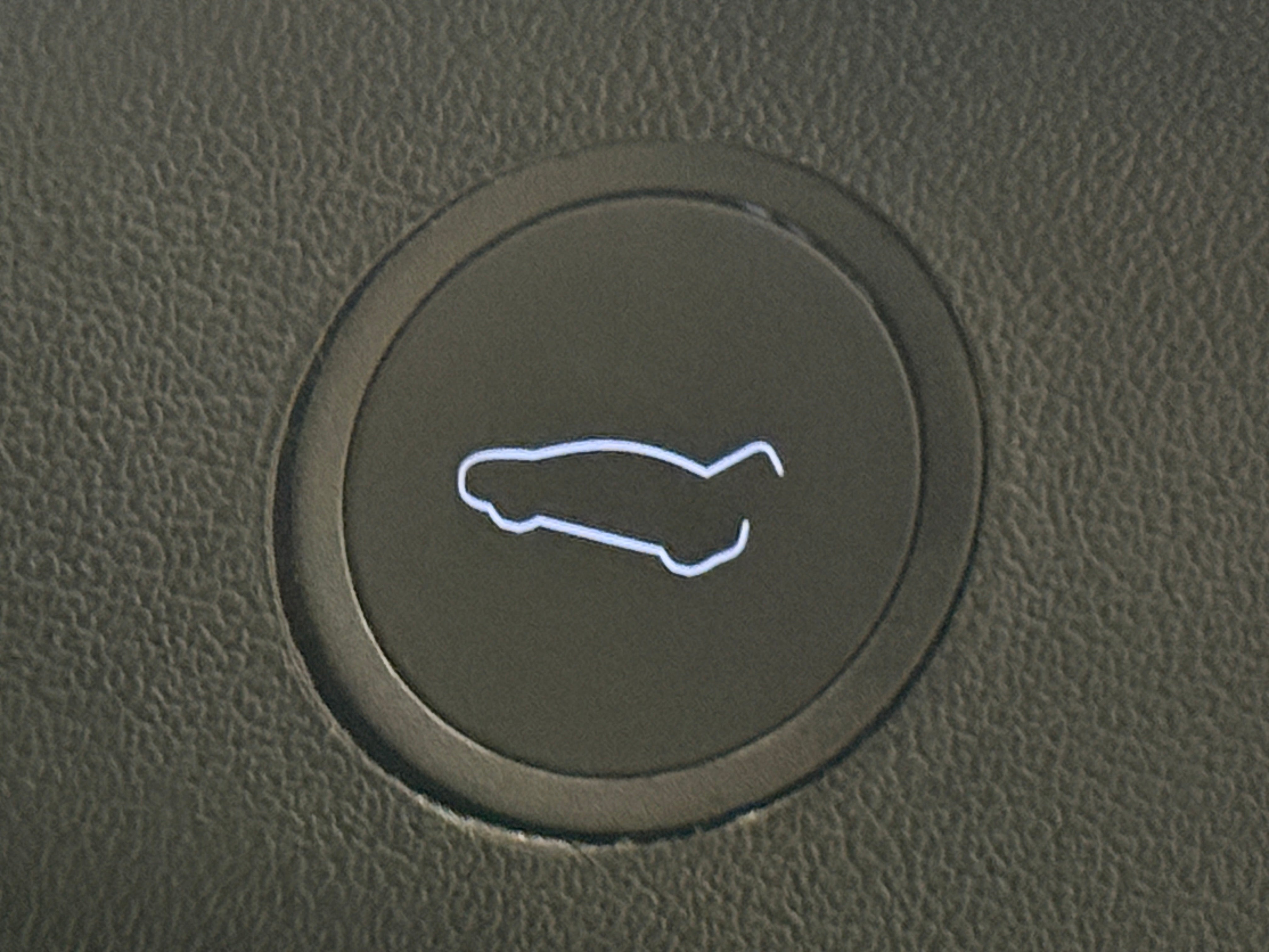 Used 2023 Tesla Model Y Long Range with VIN 7SAYGDEE8PA138312 for sale in Oak Creek, WI