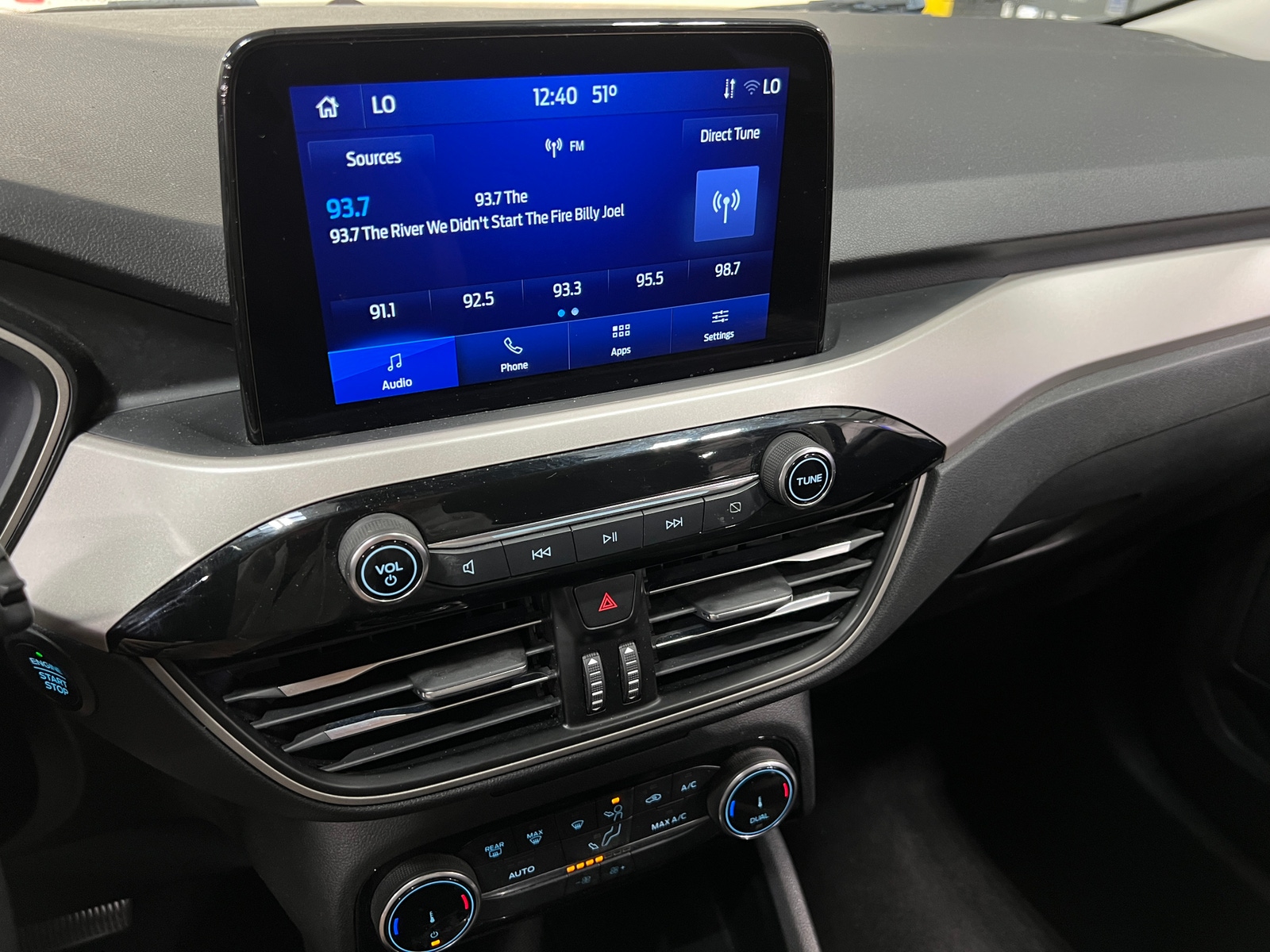 Thumbnail: 2022 Ford Escape - 4