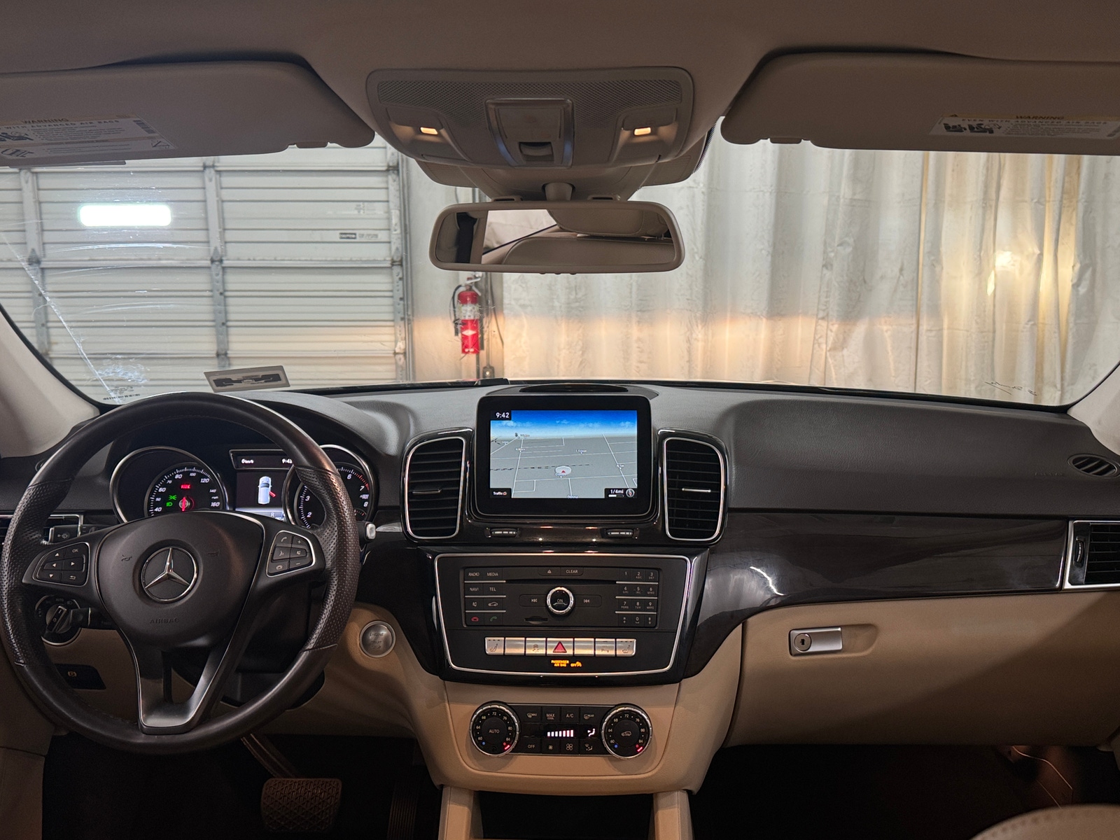 Thumbnail: 2018 Mercedes-Benz GLE - 2