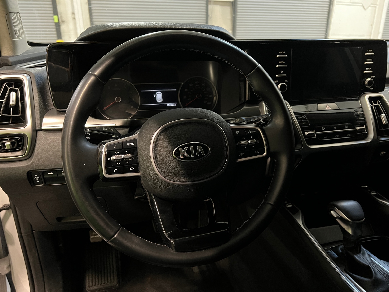 Thumbnail: 2021 Kia Sorento - 4