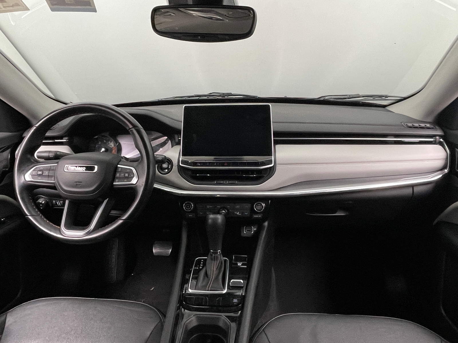 Thumbnail: 2022 Jeep Compass - 2