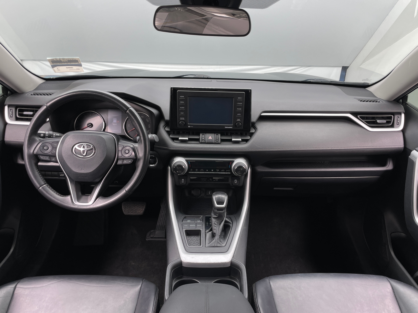 Thumbnail: 2020 Toyota RAV4 - 2