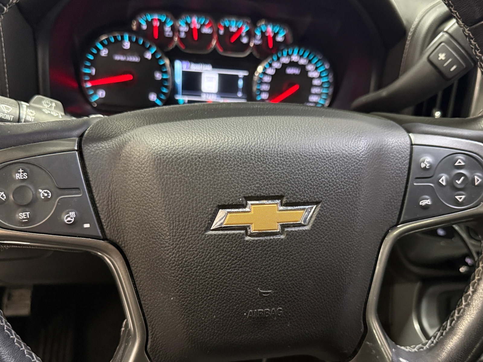 Thumbnail: 2018 Chevrolet Silverado 1500 - 4