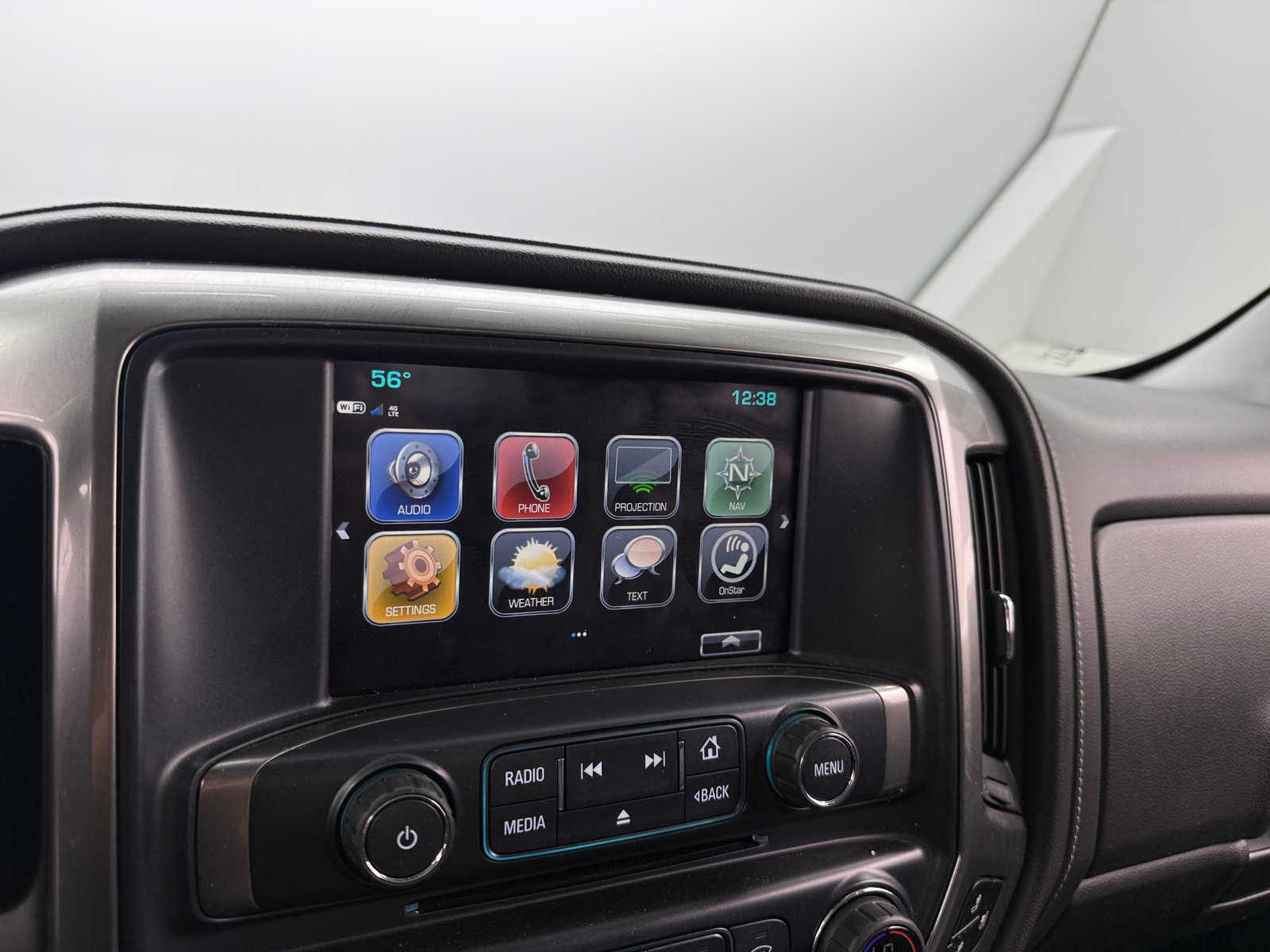 Thumbnail: 2018 Chevrolet Silverado 1500 - 3