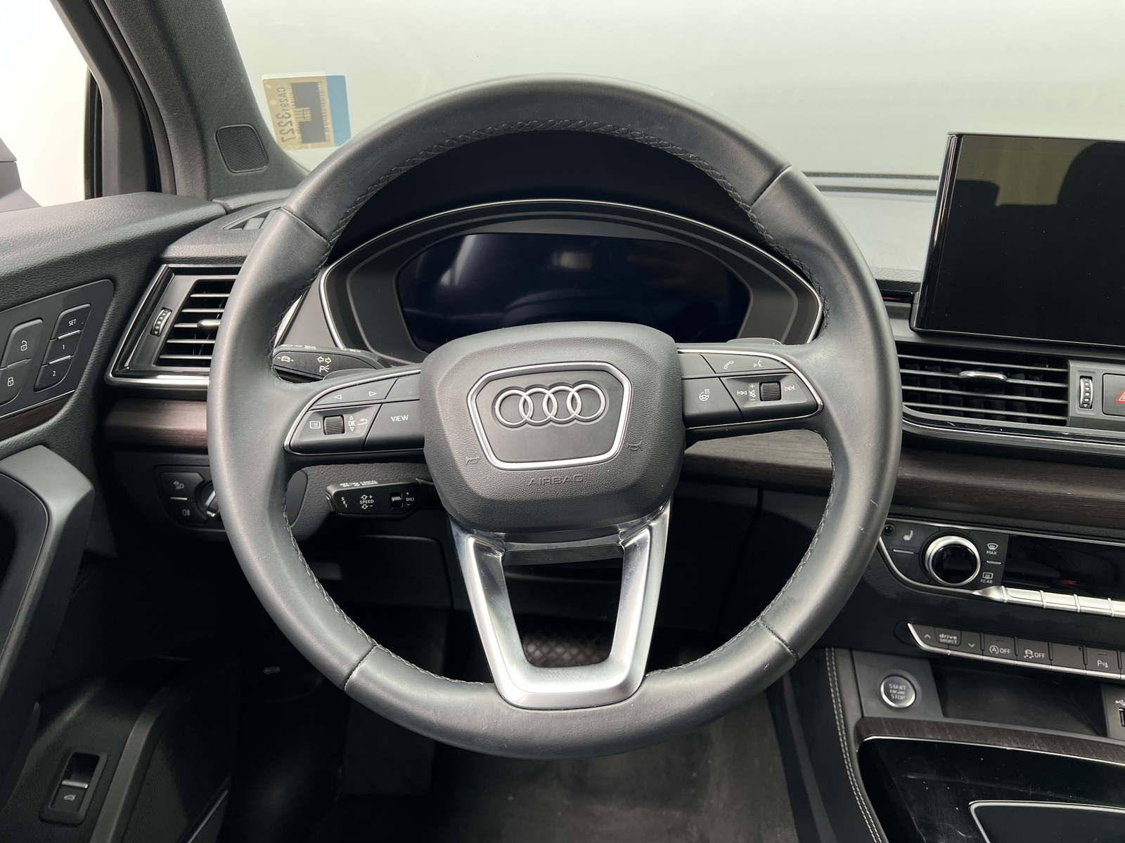 Thumbnail: 2023 Audi Q5 - 4