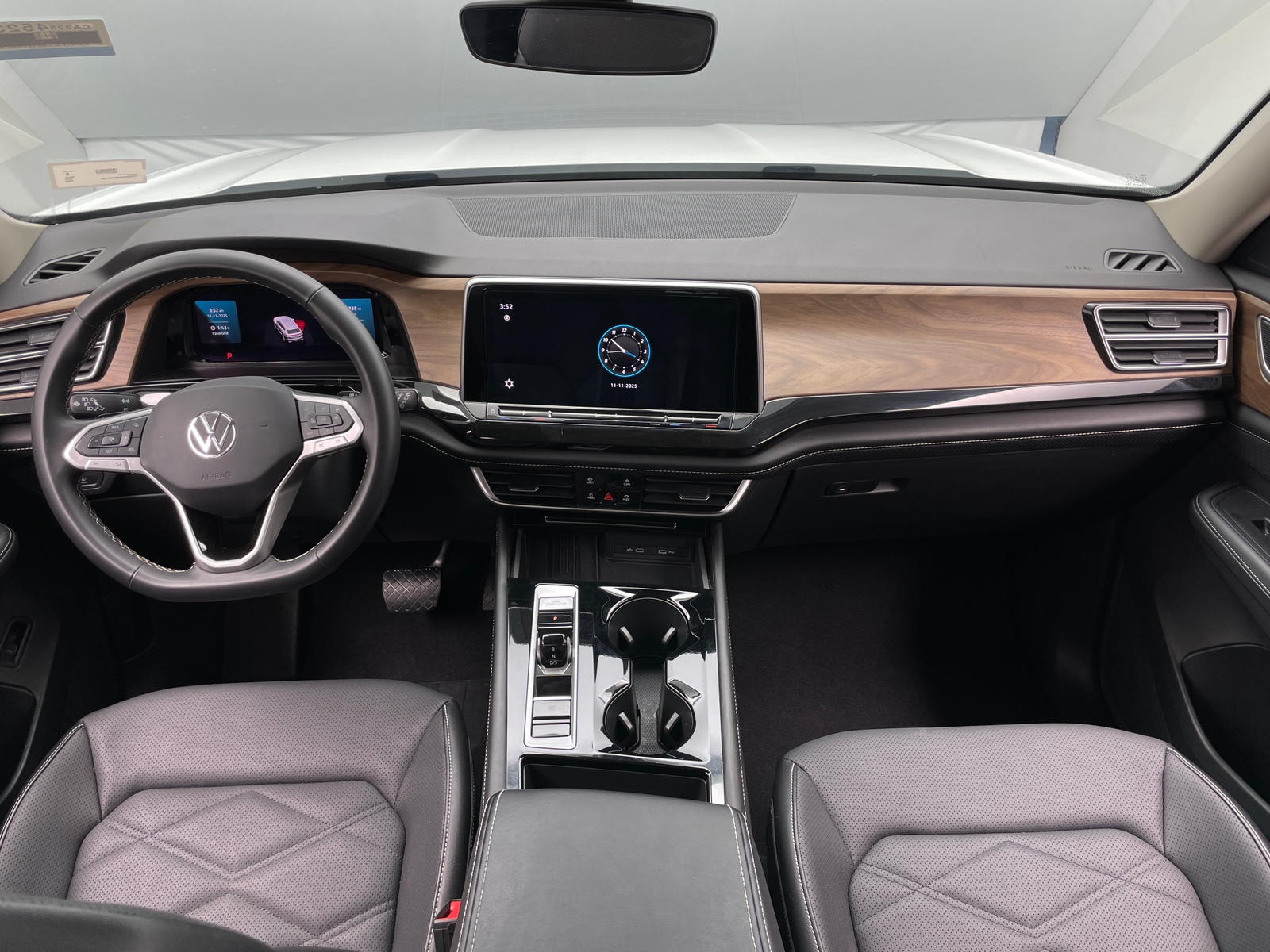 Thumbnail: 2025 Volkswagen Atlas - 2