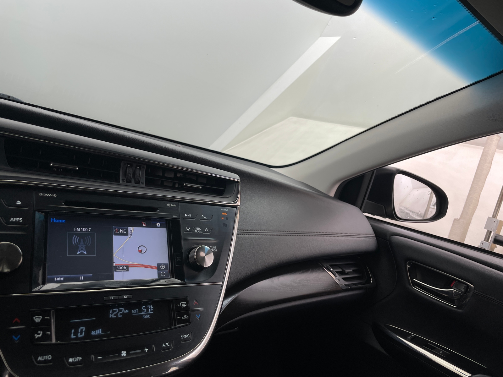 Thumbnail: 2018 Toyota Avalon - 3