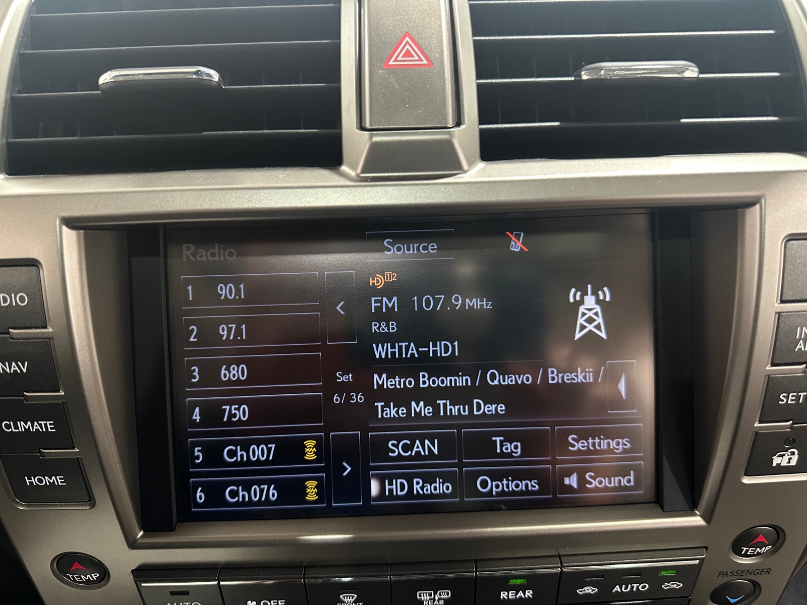 Thumbnail: 2021 Lexus GX - 4