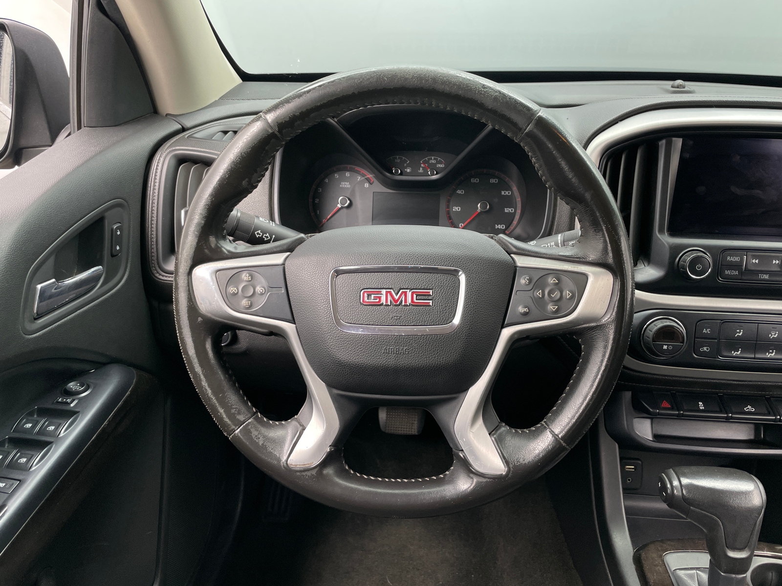 Thumbnail: 2015 GMC Canyon - 5