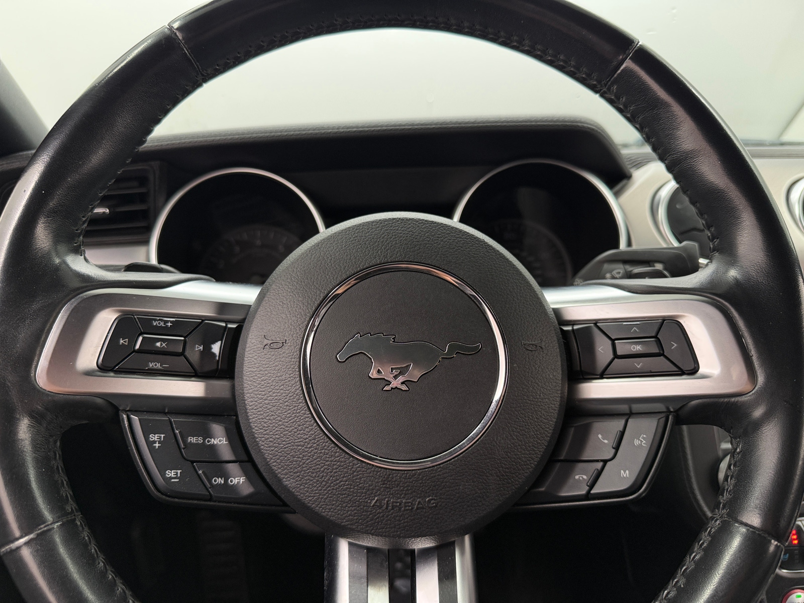 Thumbnail: 2018 Ford Mustang - 4