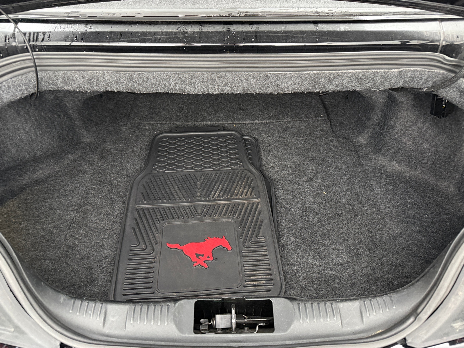 Thumbnail: 2018 Ford Mustang - 6