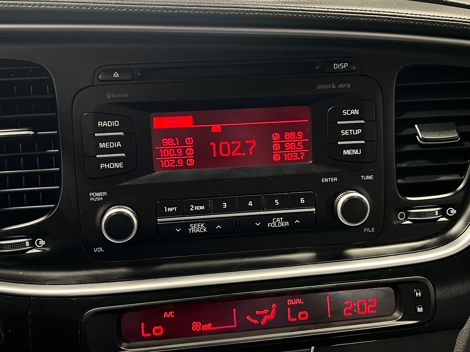 Thumbnail: 2015 Kia Optima - 3