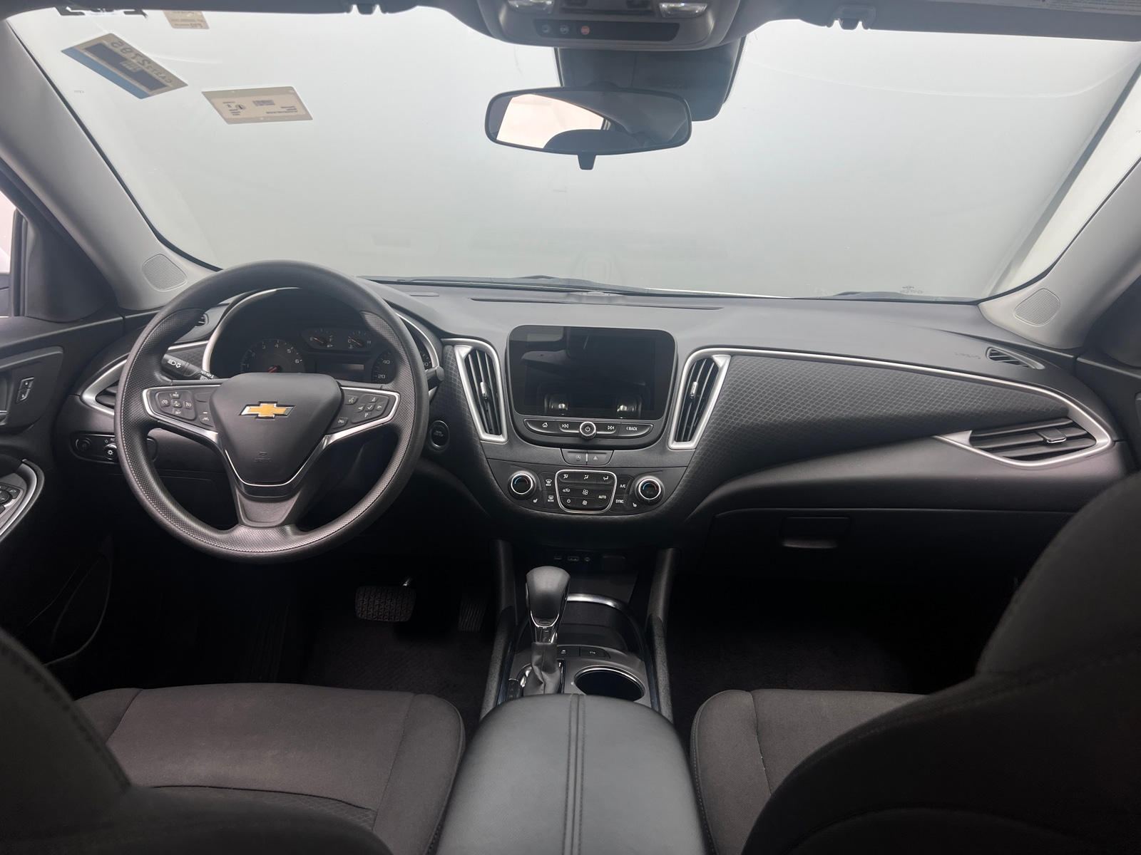 Thumbnail: 2024 Chevrolet Malibu - 3