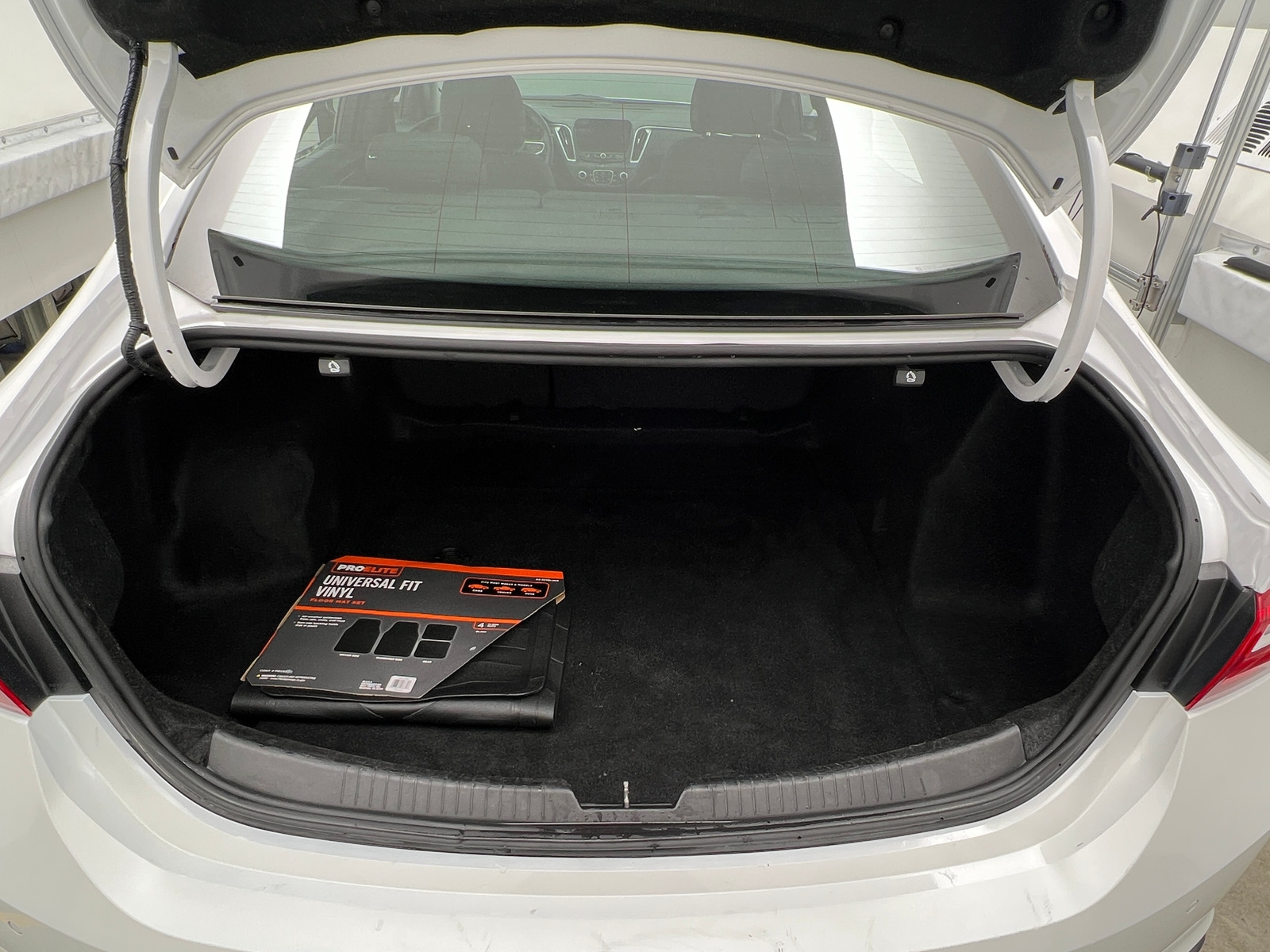 Thumbnail: 2024 Chevrolet Malibu - 7