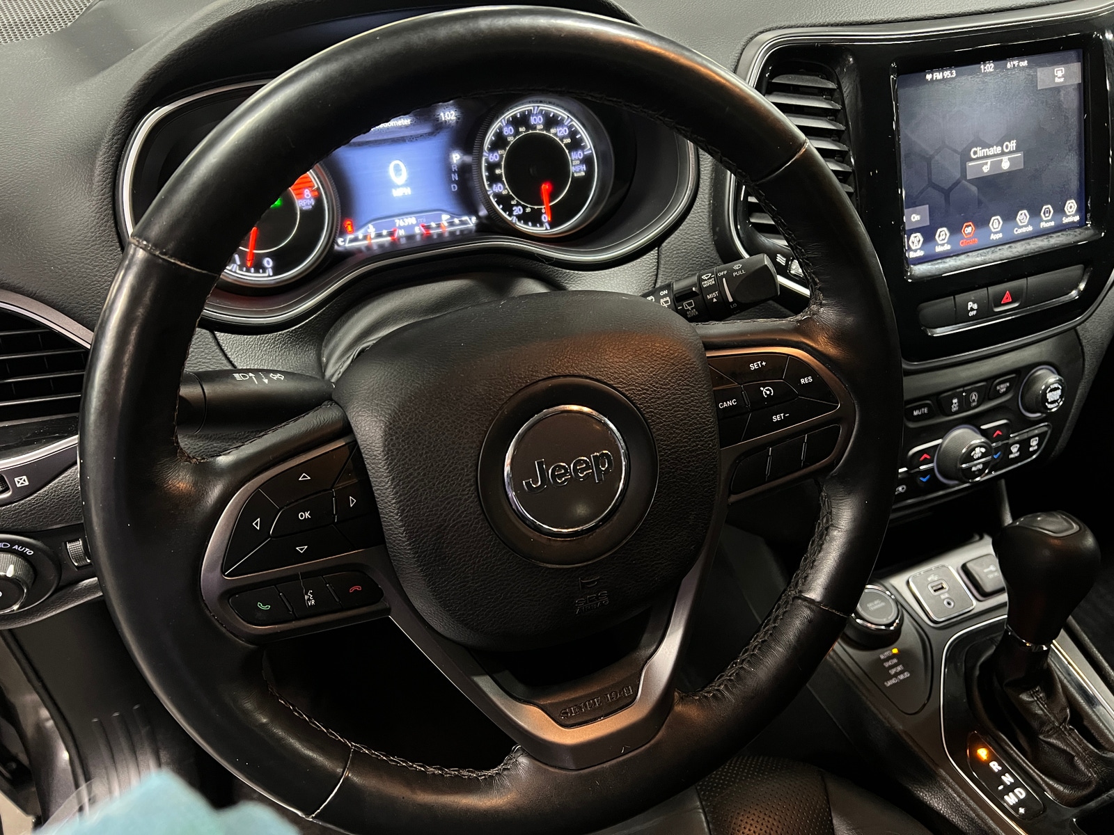 Thumbnail: 2019 Jeep Cherokee - 4