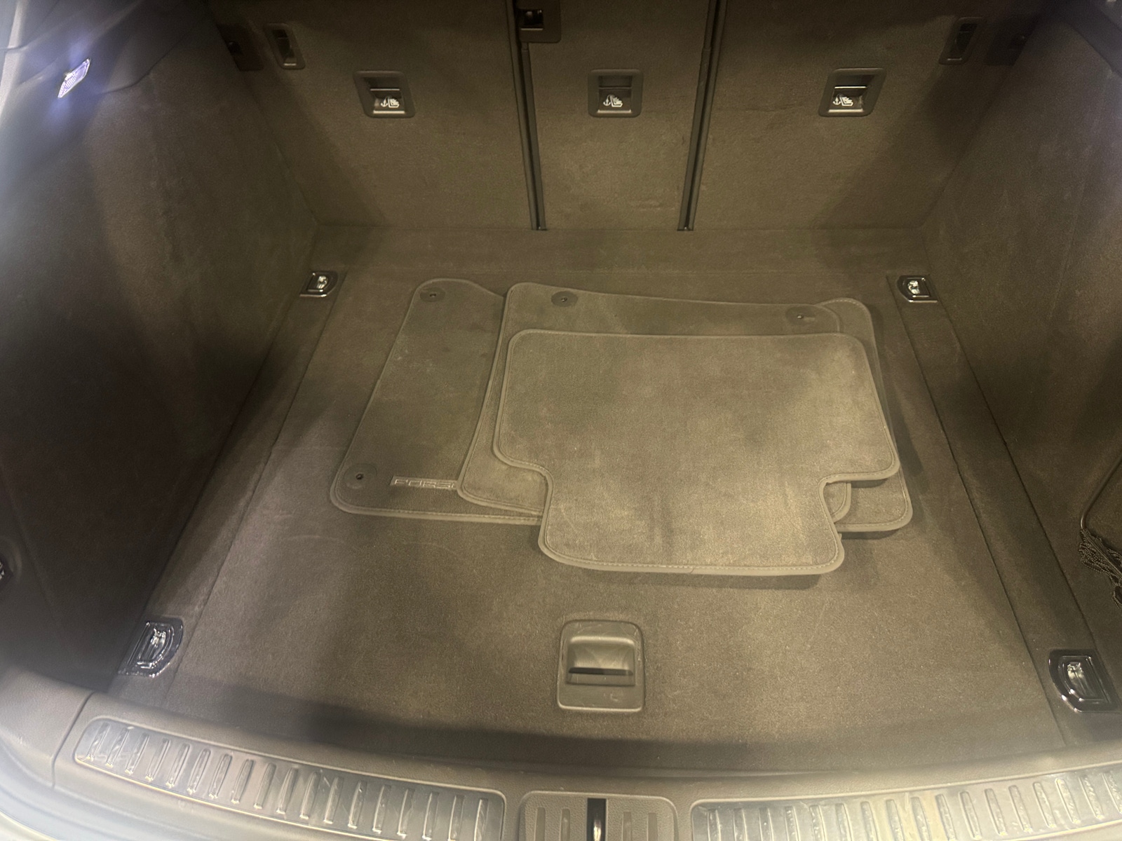 Thumbnail: 2017 Porsche Macan - 6