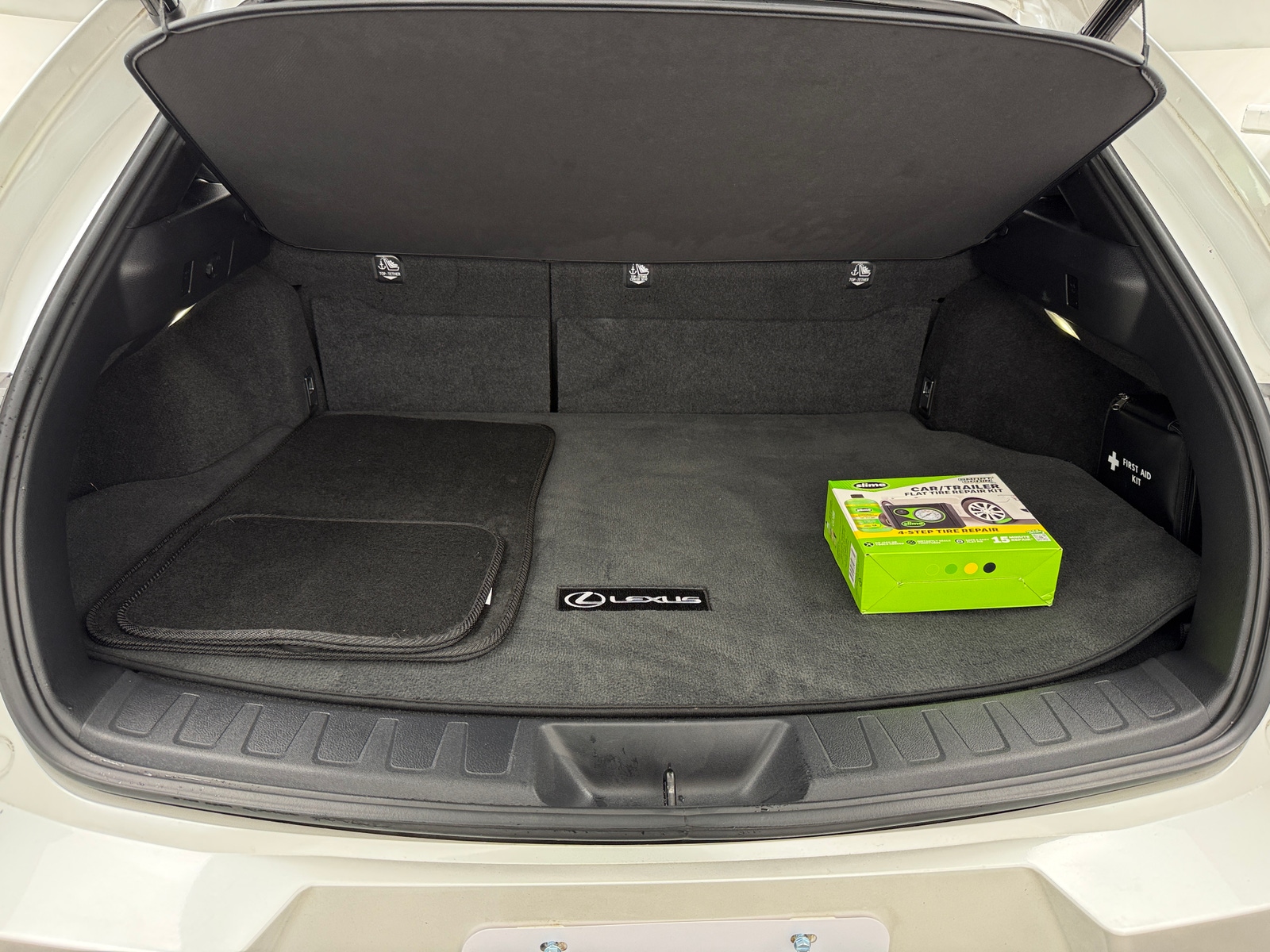 Thumbnail: 2021 Lexus UX - 7