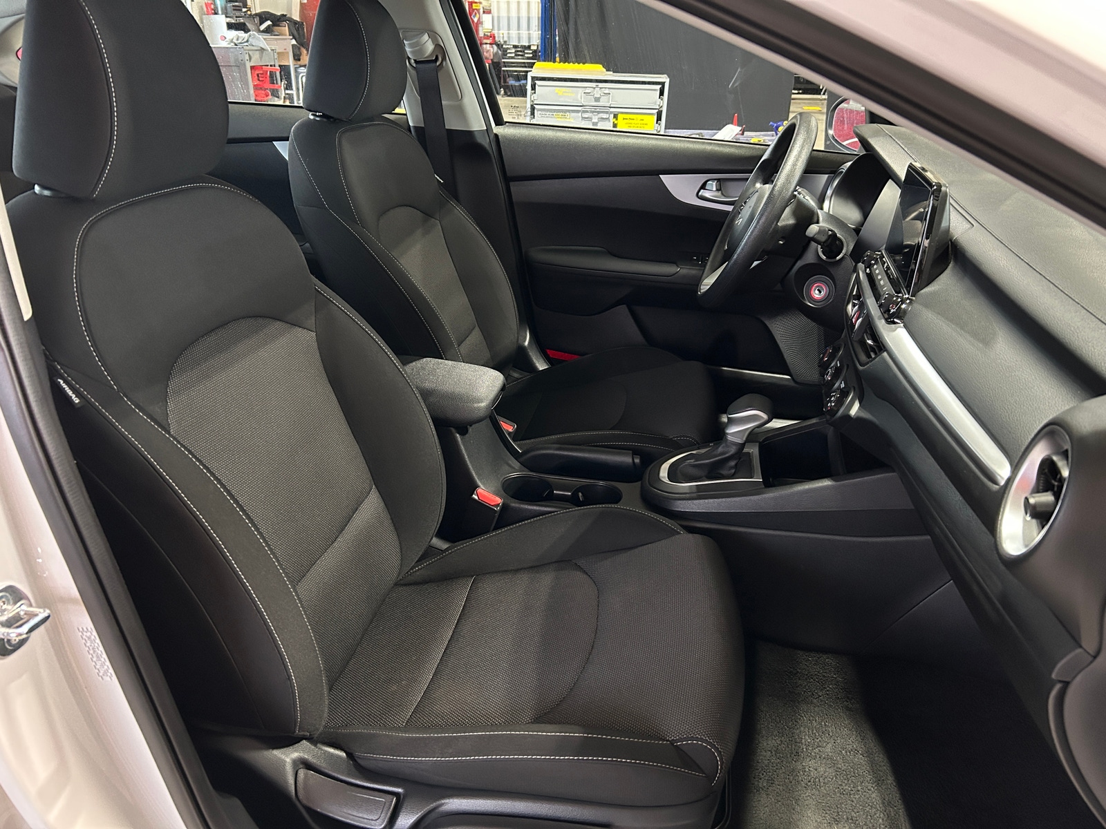 Thumbnail: 2024 Kia Forte - 2