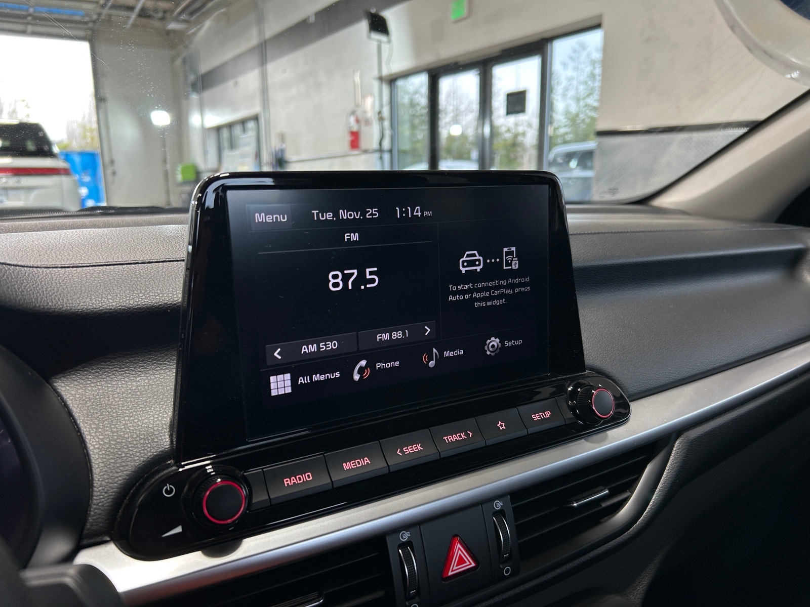 Thumbnail: 2024 Kia Forte - 4