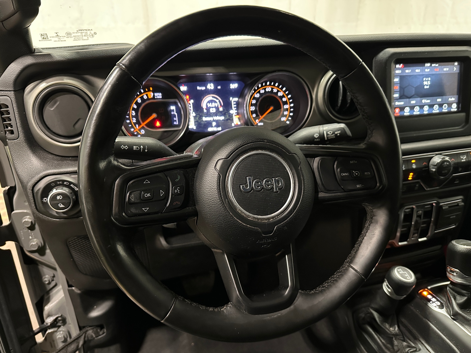 Thumbnail: 2021 Jeep Gladiator - 5