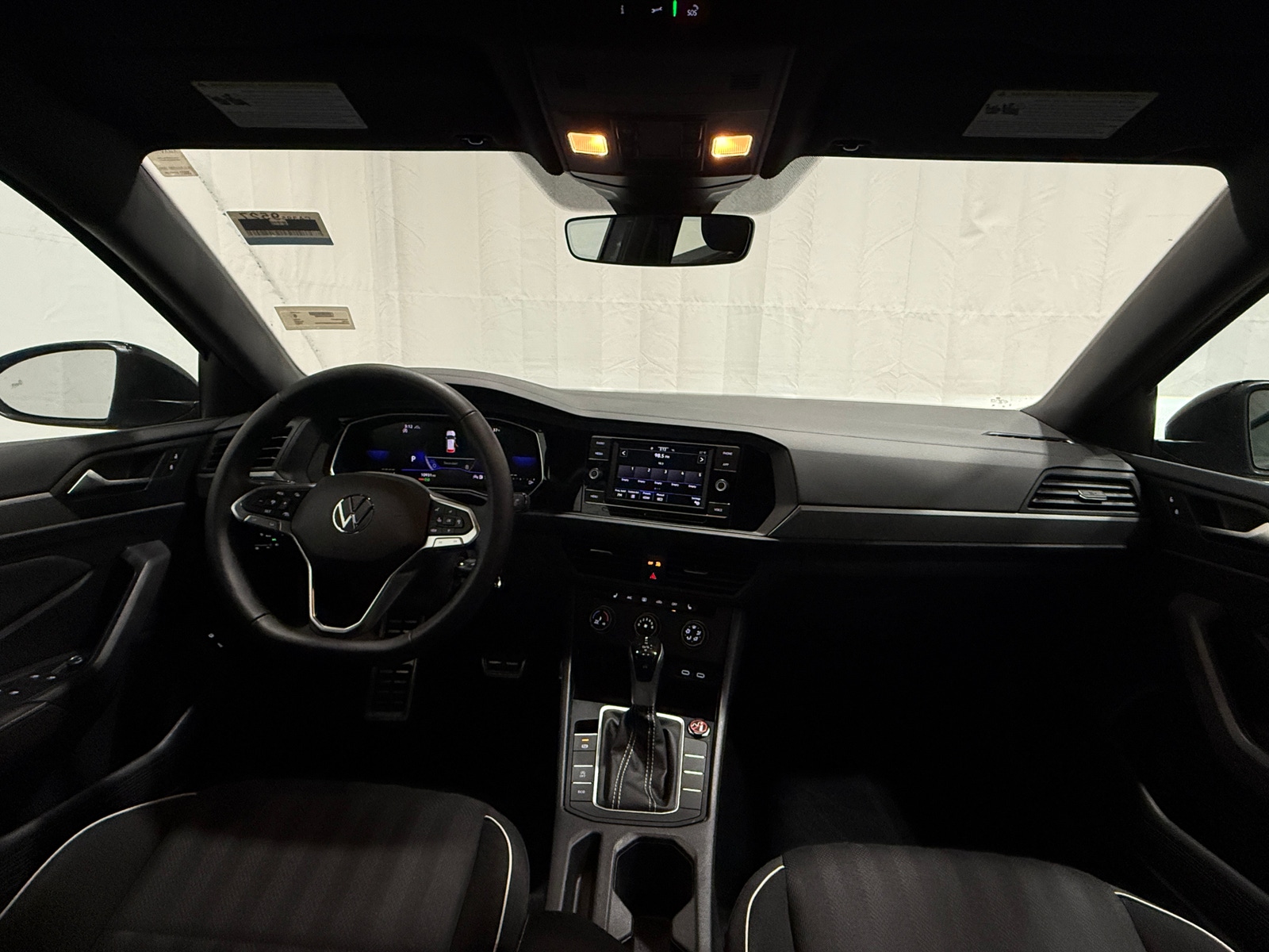 Thumbnail: 2024 Volkswagen Jetta - 3