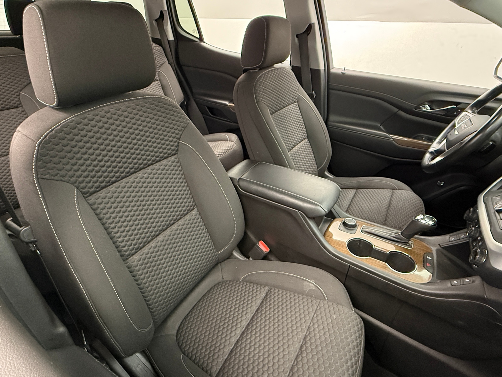 Thumbnail: 2019 GMC Acadia - 2