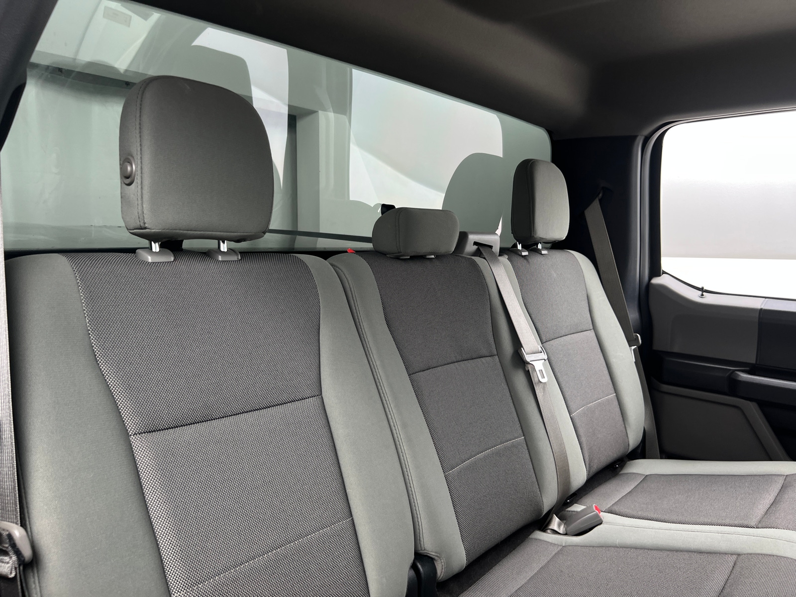 Thumbnail: 2015 Ford Econoline - 6