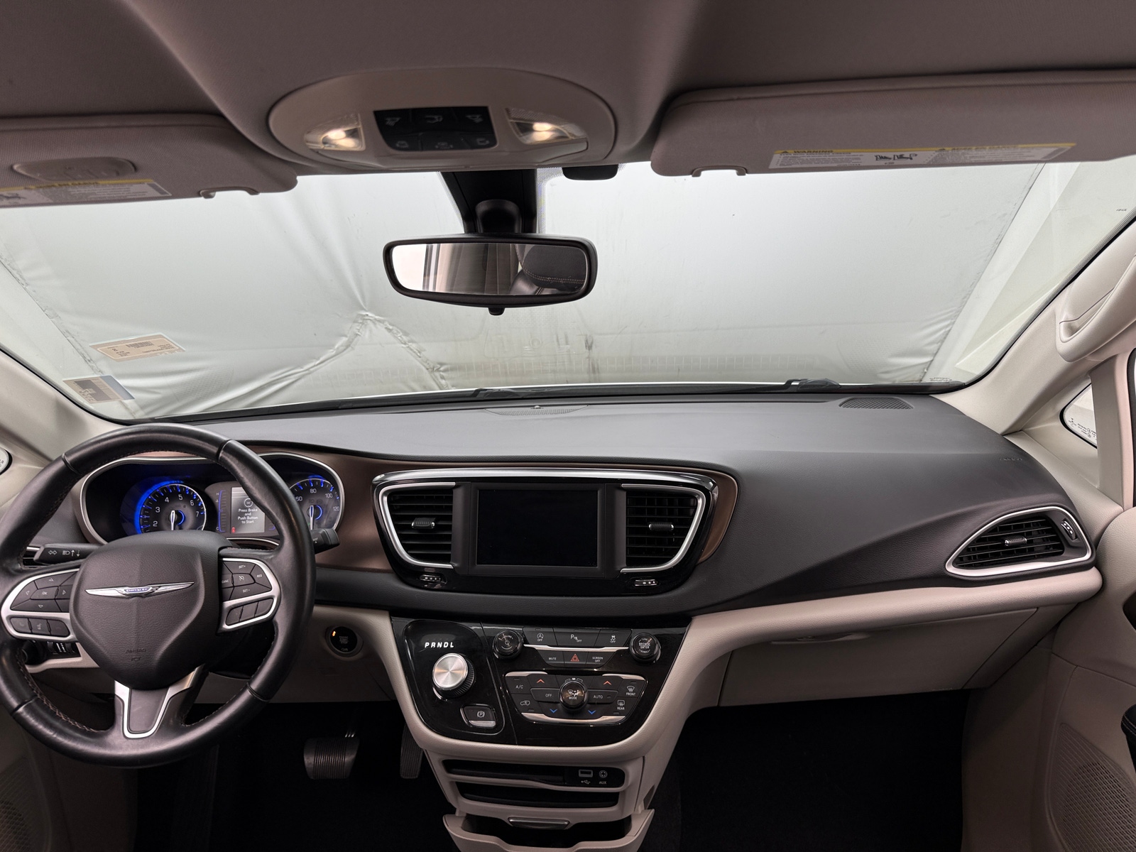 Thumbnail: 2018 Chrysler Pacifica - 2